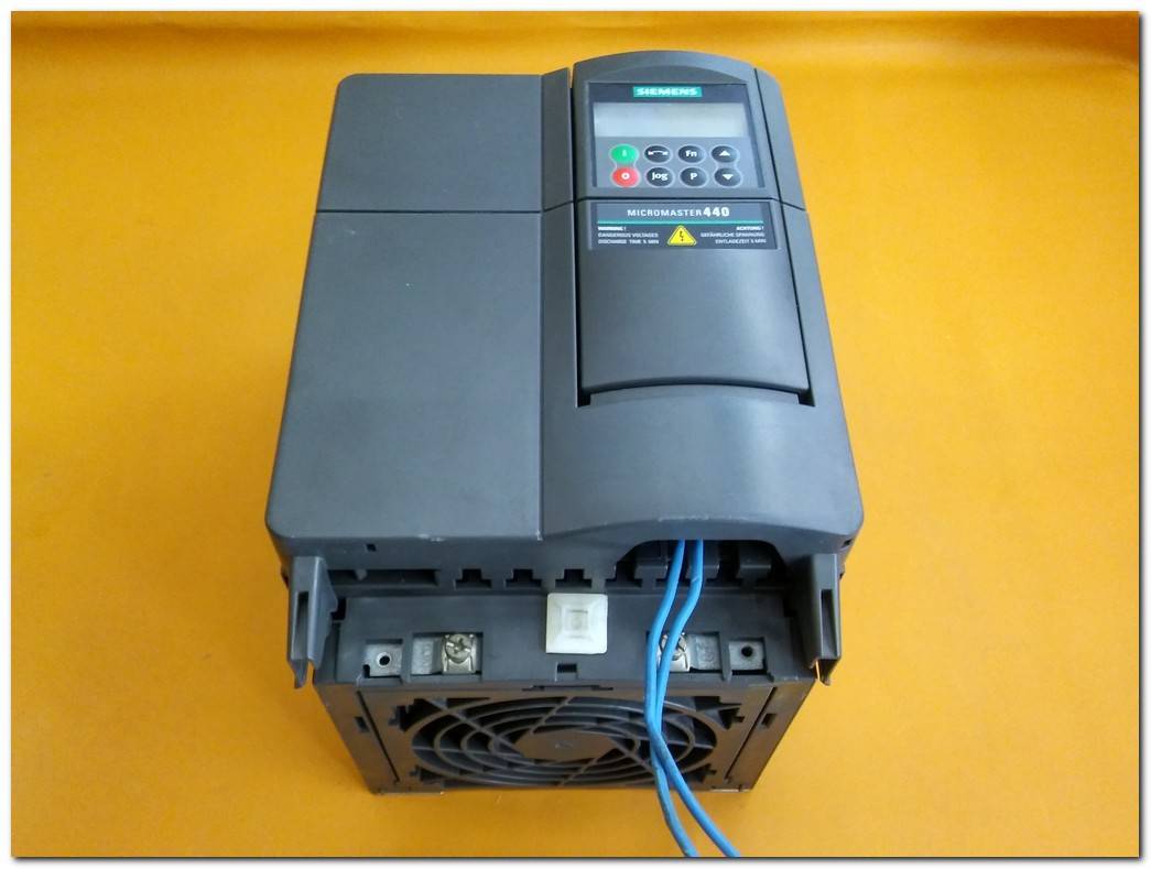 SIEMENS 6SE6440-2UD31-1CA1 11KW - 15KW SÜRÜCÜ MICROMASTER 440 11-15KW INVERTER
