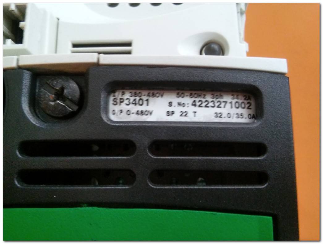 EMERSON SP3401 15 KW - 18,5 KW UNIDRIVE 4223271002 15-18,5KW CONTROL TECHNIQUES SÜRÜCÜ