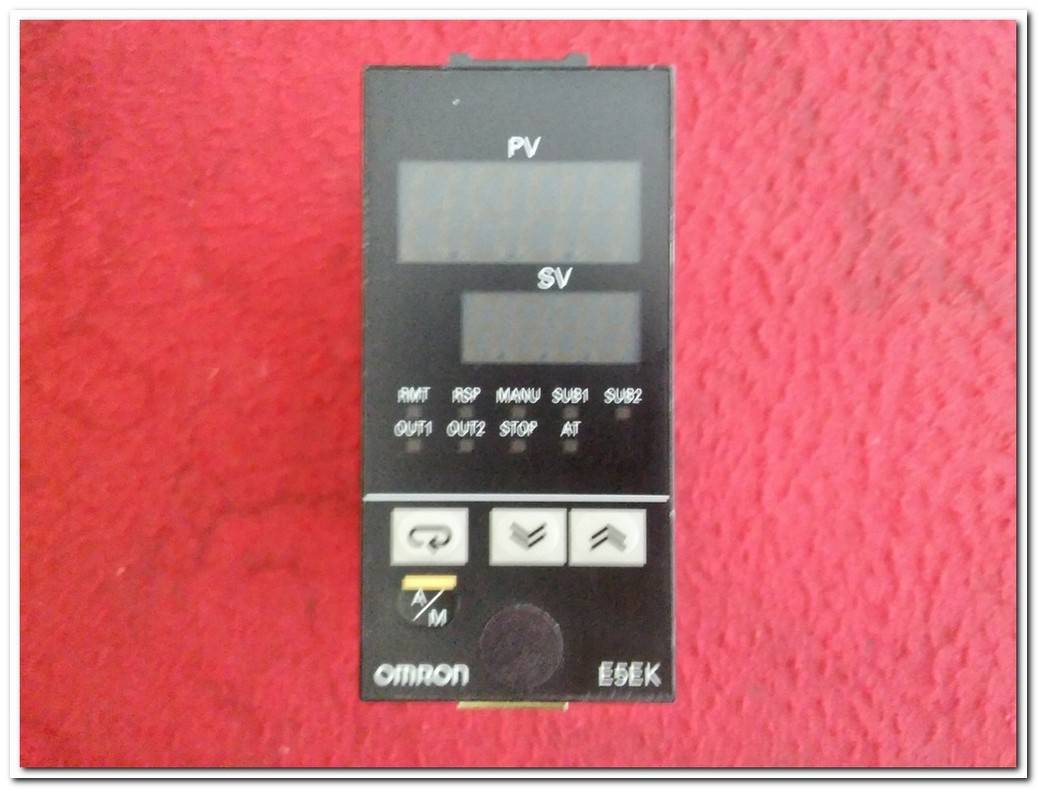OMRON E5EK E5EK-AA2-500 DIGITAL CONTROLLER DİJİTAL KONTROL CİHAZI