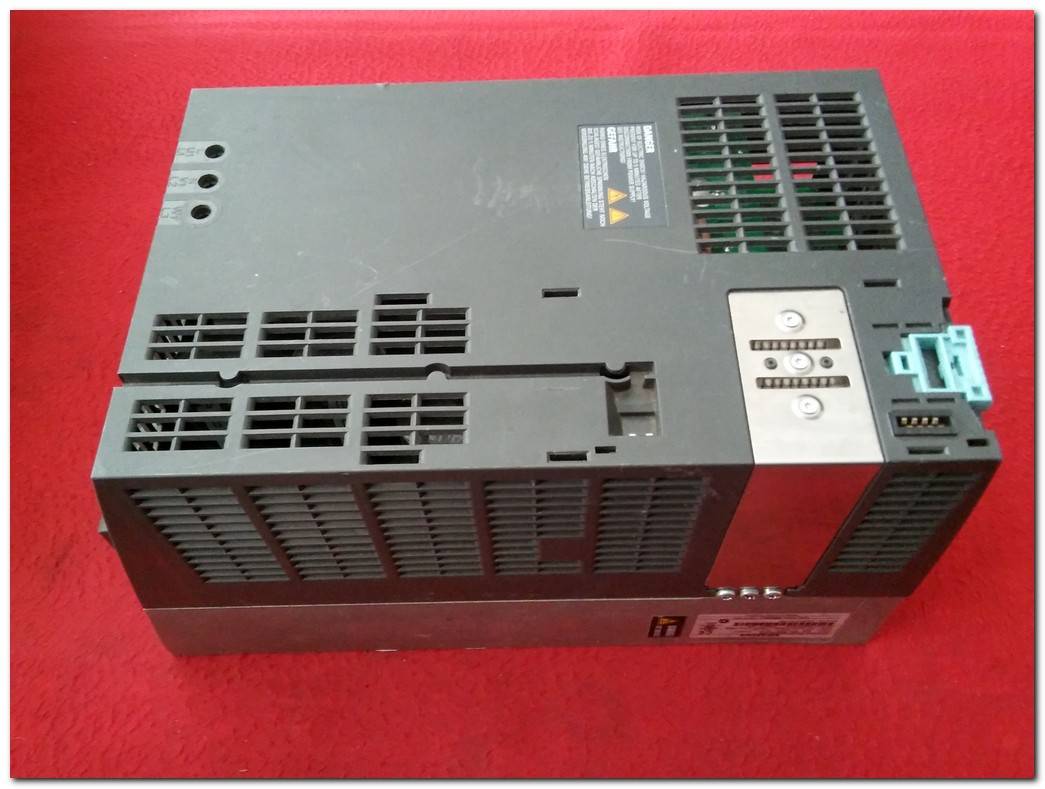 SIEMENS 6SL3224-0BE25-5UA0 SİNAMİCS POWER MODULE 240 7,5KW SÜRÜCÜ