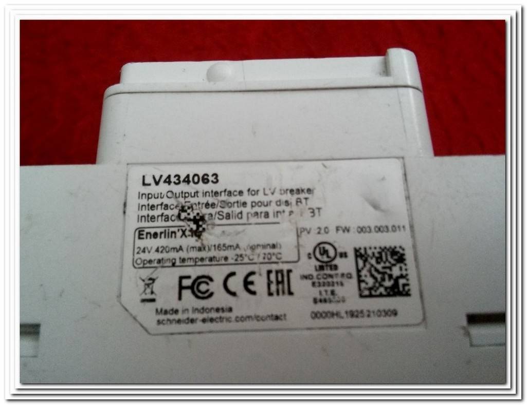 SCHNEİDER LV434063 INPUT OUTPUT MODULE GİRİŞ ÇIKIŞ MODÜLÜ
