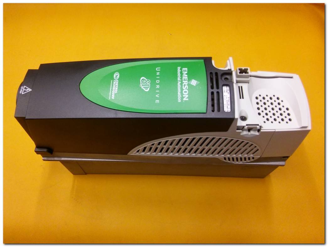 EMERSON SP1406 SP1405 SP1404 SP1403 SP1402 SP1401 UNIDRIVE 4KW-5,5KW SÜRÜCÜ 4 KW - 5,5 KW INVERTER CONTROL TECHNIQUES