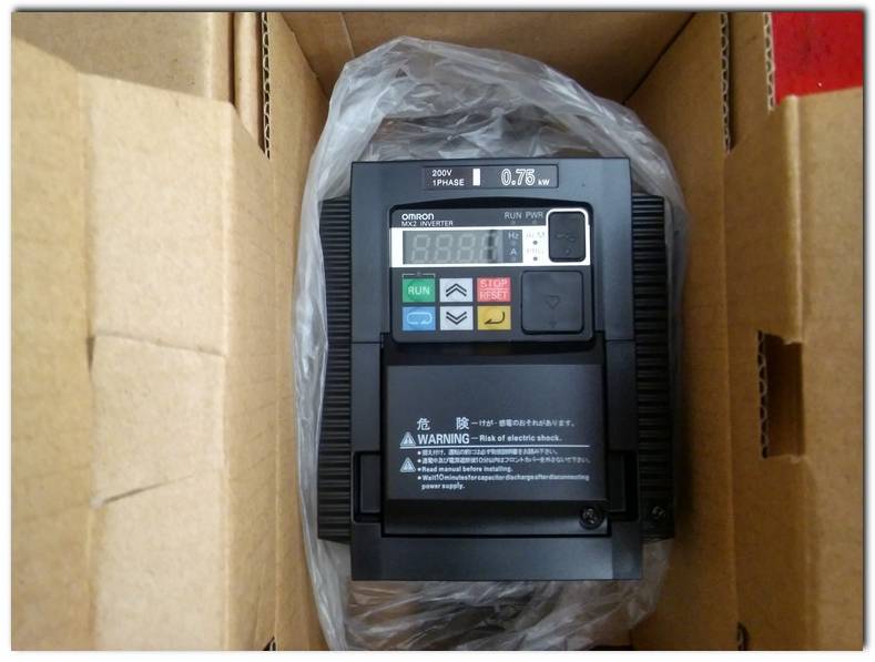 OMRON 3G3MX2-AB007-E 0,75KW  SÜRÜCÜ 
