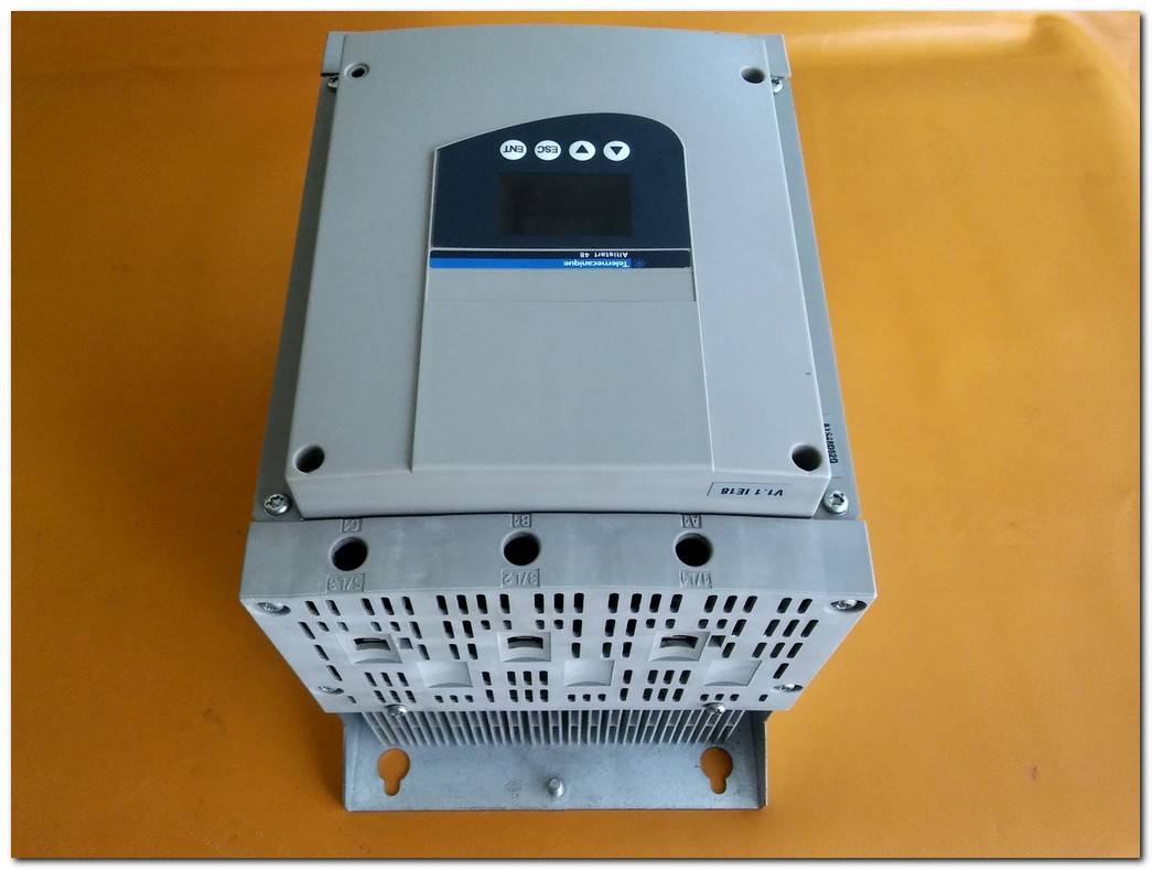 TELEMECANIQUE ATS48D62Q 30KW ALTİSTART 48 ATS48 30 KW SOFT STARTER YUMUŞAK YOL VERME