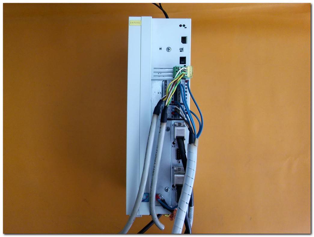 LENZE EVS9324-ES EVS9324 3KW SERVO SÜRÜCÜ 3 KW SERVO INVERTER