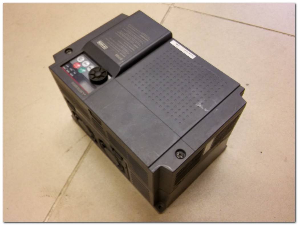 MITSUBISHI FR-D740-120-EC D700 5,5KW SÜRÜCÜ INVERTER DRIVER