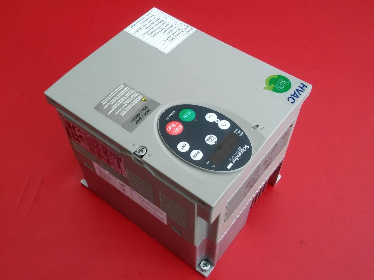 SCHNEİDER ATV21HU30N4 3KW HVAC SÜRÜCÜ ALTİVAR 21 ATV21 3 KW INVERTER