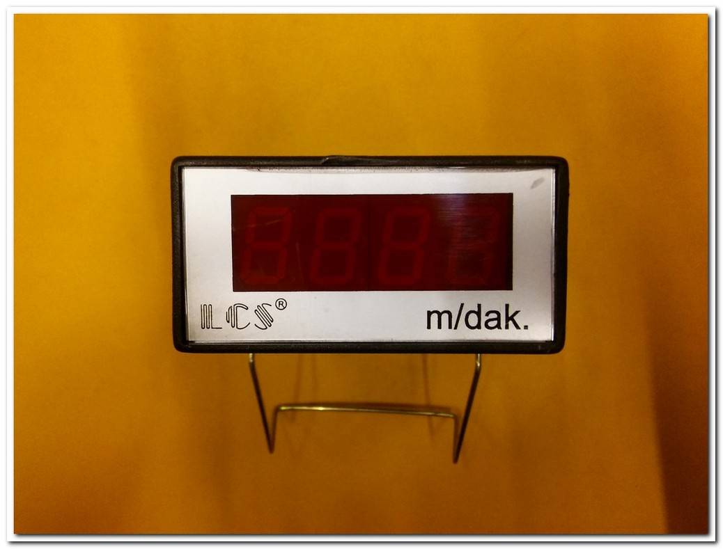 LCS 1221-06 DIGITAL TAKOMETRE 10V=100 INPUT 220 VAC