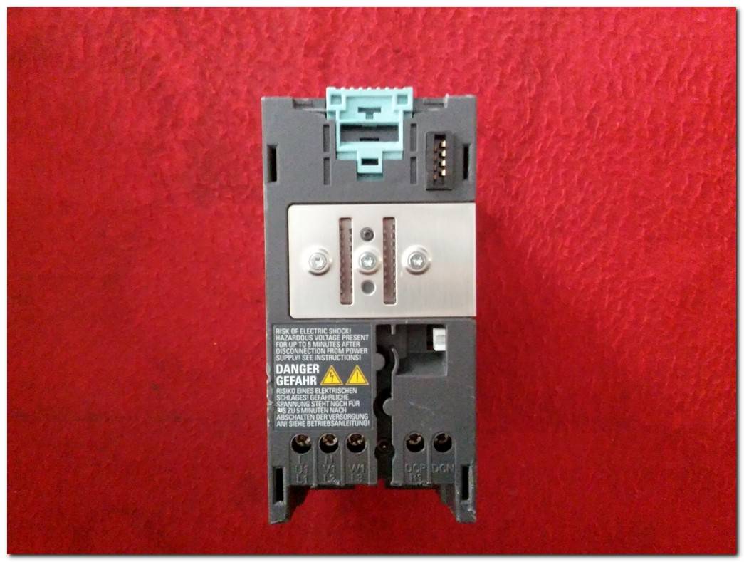 SIEMENS 6SL3224-0BE21-1UA0 SINAMICS POWER  MODULE 240 1,1KW PM240 