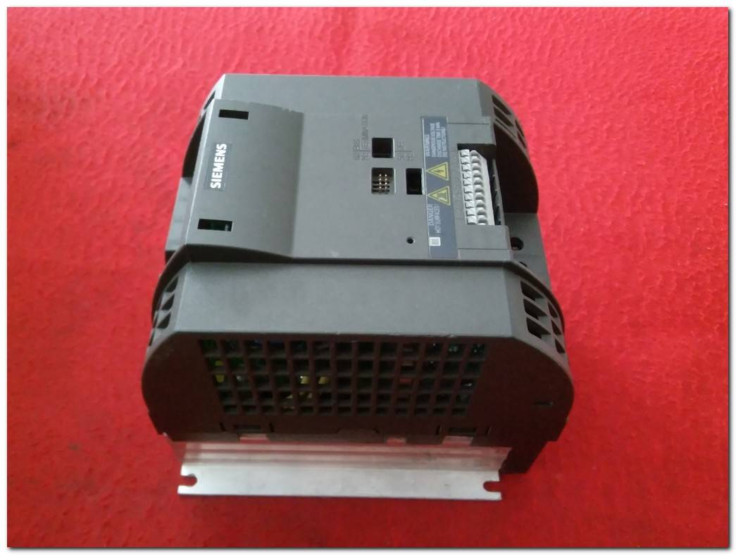 SIEMENS 6SL3211-0AB21-5UA1 SINAMICS G110 1,5KW SÜRÜCÜ