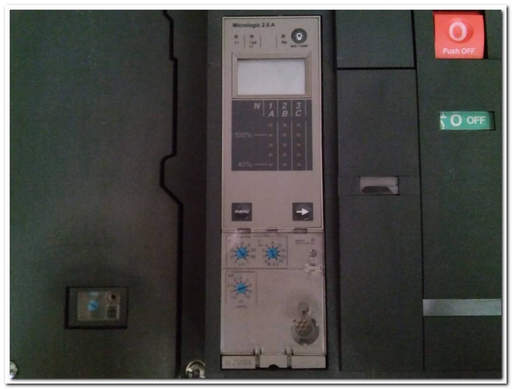 SCHNEİDER NW25 H1 2500A MASTERPACT IEC 60947-3 NW25H14PML2A 2500A DEVRE KESİCİ