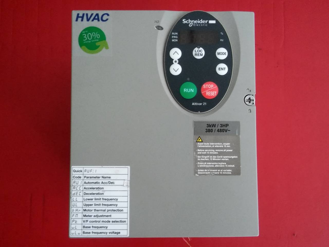 SCHNEİDER ATV21HU30N4 3KW HVAC SÜRÜCÜ ALTİVAR 21 ATV21 3 KW INVERTER