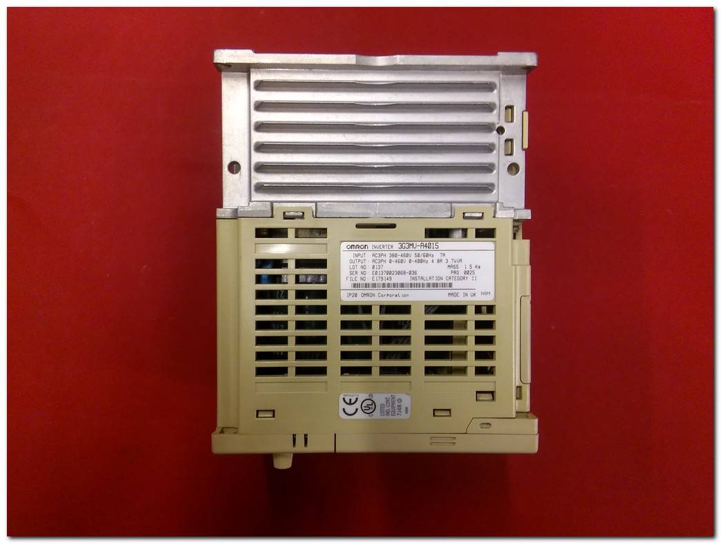 OMRON 3G3MV-A4015 3G3MV A4015 3G3MVA4015 3.7 KVA INPUT 380-460V 1.5 KW SÜRÜCÜ