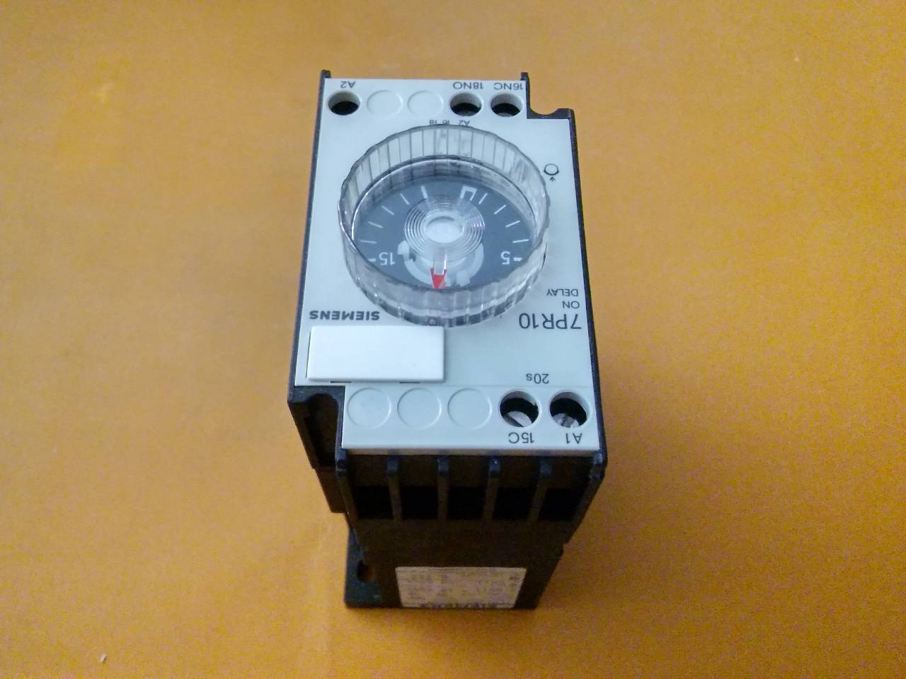 SIEMENS 7PR 7PR10 7PR1040-7AM00 SIFIR KUTULU TİMİNG RELAY 20SN ZAMAN RÖLESİ