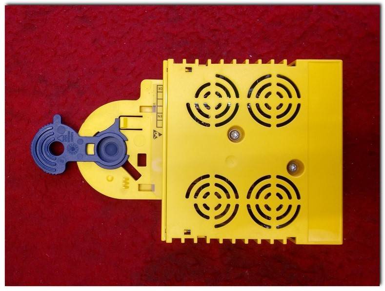 LENZE E94AYAB SM 100 E94AYAB SM100 SAFETY MODULE GÜVENLİK MODÜLÜ