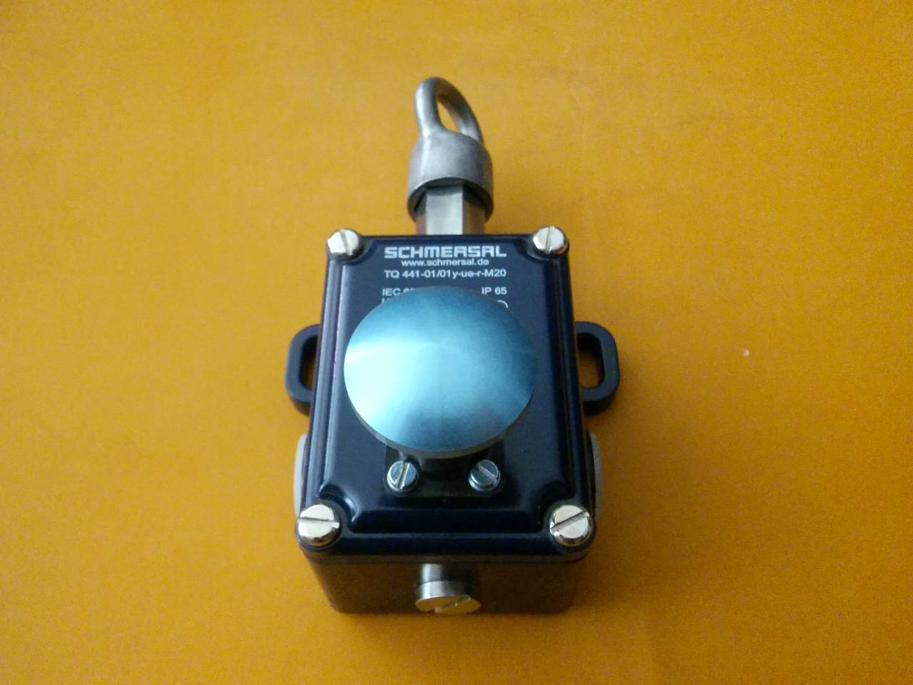 SCHMERSAL TQ 441-01-01Y-UE-R-M20 IEC 60947-5-1 SIFIR KUTULU SAFETY CABLE PULL SWITCH METAL ÇEKMELİ TEL ANAHTARI