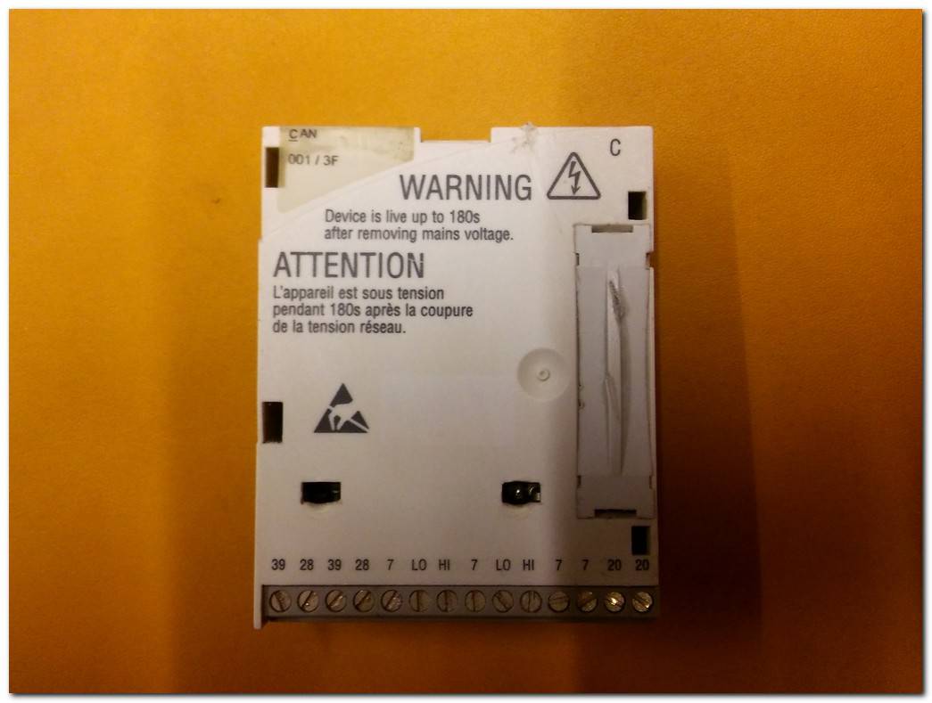 LENZE E82ZAFCC001 E82ZAFCC CANBUS MODULE 8200 VECTOR INVERTER SERİES MODÜL