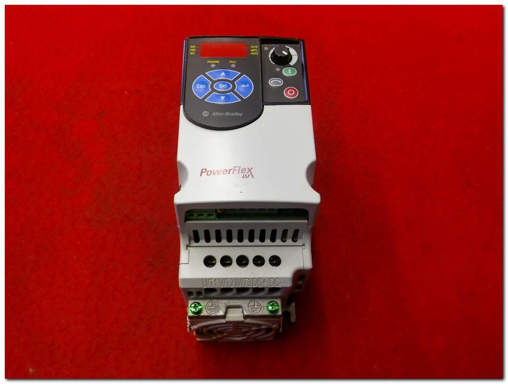 ALLEN-BRADLEY 22F-A2P5N113 SERIES  A POWERFLEX 4M 0,40KW SÜRÜCÜ