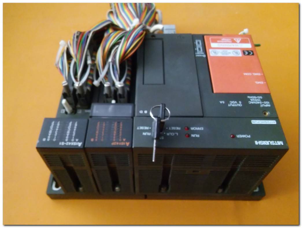 MITSUBISHI A172SHCPUN A1SY42P A1SX42-S1 PLC TAKIM