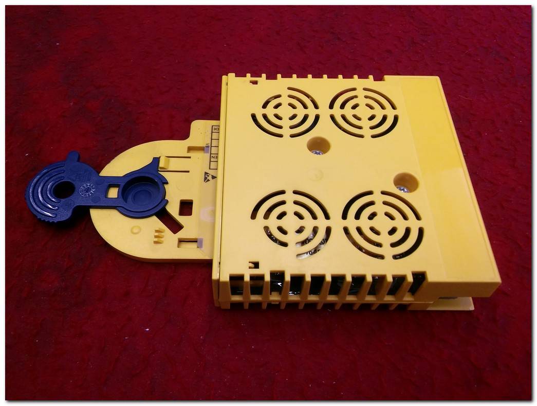 LENZE E94AYAB SM 100 E94AYAB SM100 SAFETY MODULE GÜVENLİK MODÜLÜ