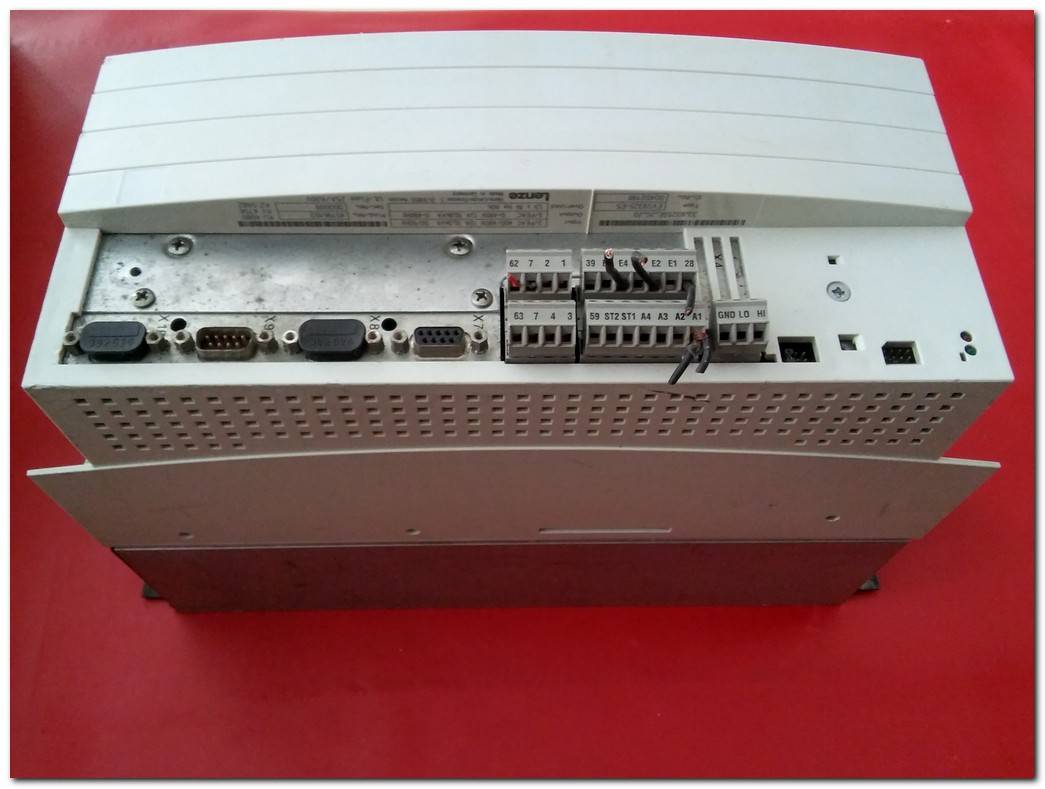 EVS9325-ES 00402198 LENZE