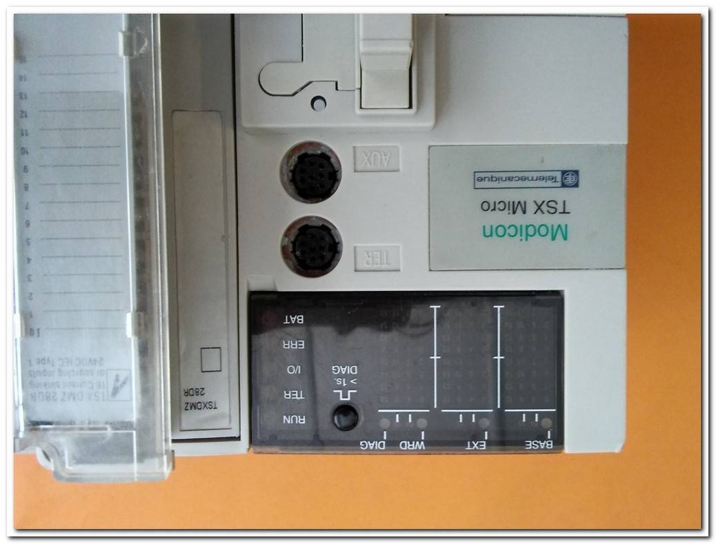 TELEMECANIQUE MODİCON TSX MİCRO TSX3722000 TSXDMZ28DR TSXDMZ28DT PLC TAKIM