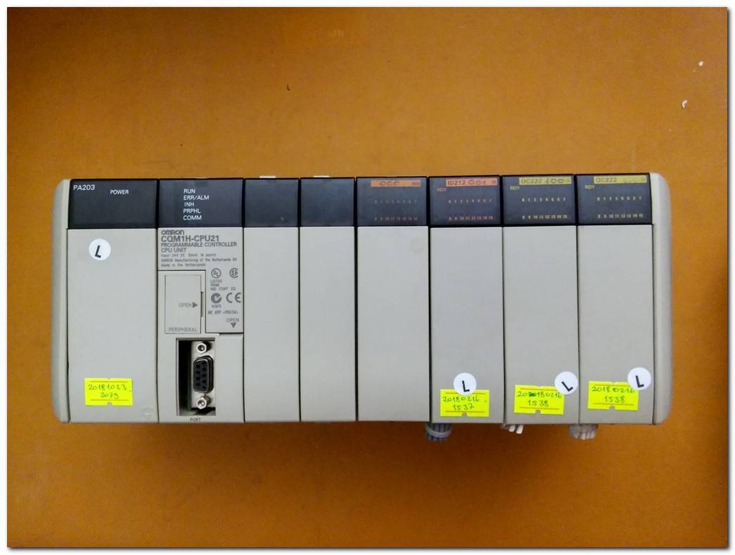 OMRON CQM1H-CPU21 PROGRAMMABLE CONTROLLER CPU UNIT PLC 