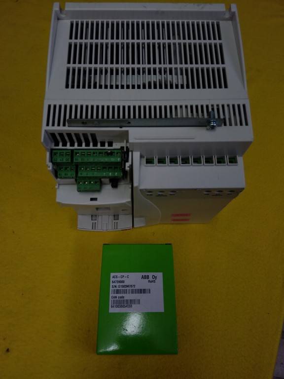 ABB ACS355-03E-15A6-4 7,5KW 10HP 15,6A SÜRÜCÜ INVERTER DRIVER
