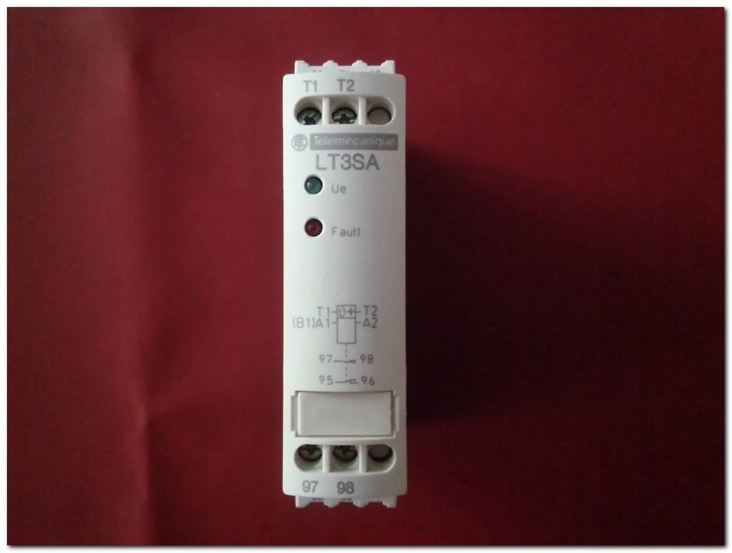TELEMECANİQUE LT3 SA00M E 232 D TERMİSTÖR KORUMA RÖLESİ PTC TERMAL KORUMASI ELEKTRONİK FAZLA AKIM RÖLESİ SCHNEİDER