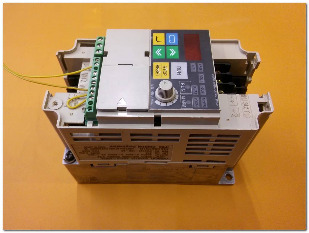 OMRON 3G3JV-A2004 1,1KVA SÜRÜCÜ 1,1 KVA INVERTER