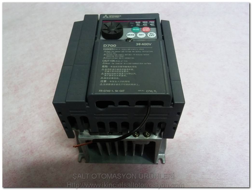 MITSUBISHI FR-D740-1.5K-CHT C7XL7L D700 1,5KW SÜRÜCÜ INVERTER