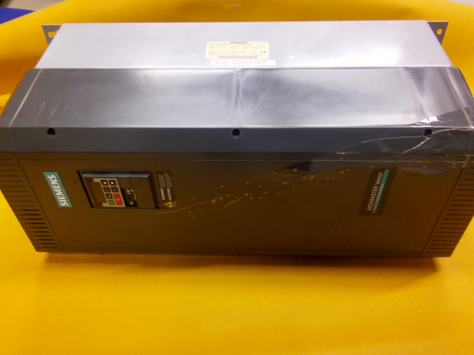 SIEMENS 6SE3224-2DJ40 MIDIMASTER VECTOR 30KW SÜRÜCÜ INVERTER DRİVE HIZ KONTROL 6SE3224