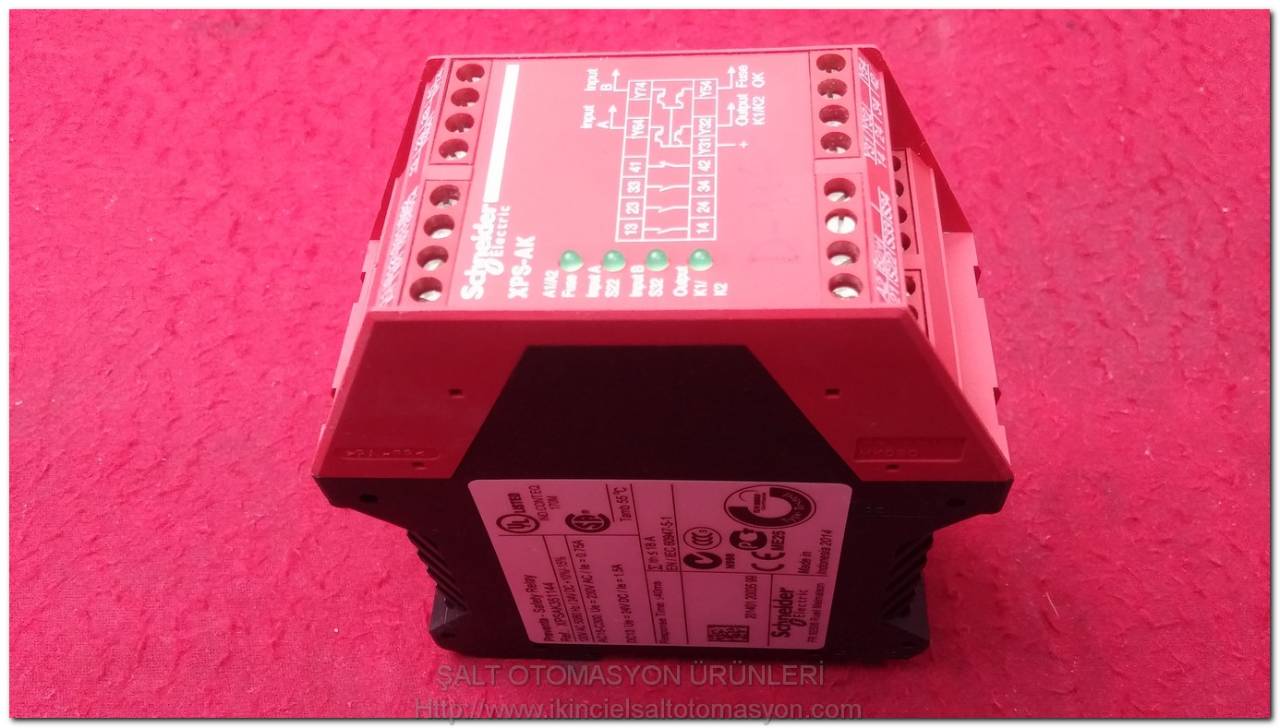 SCHNEİDER XPS-AK XPSAK351144 SAFETY RELAY GÜVENLİK RÖLESİ