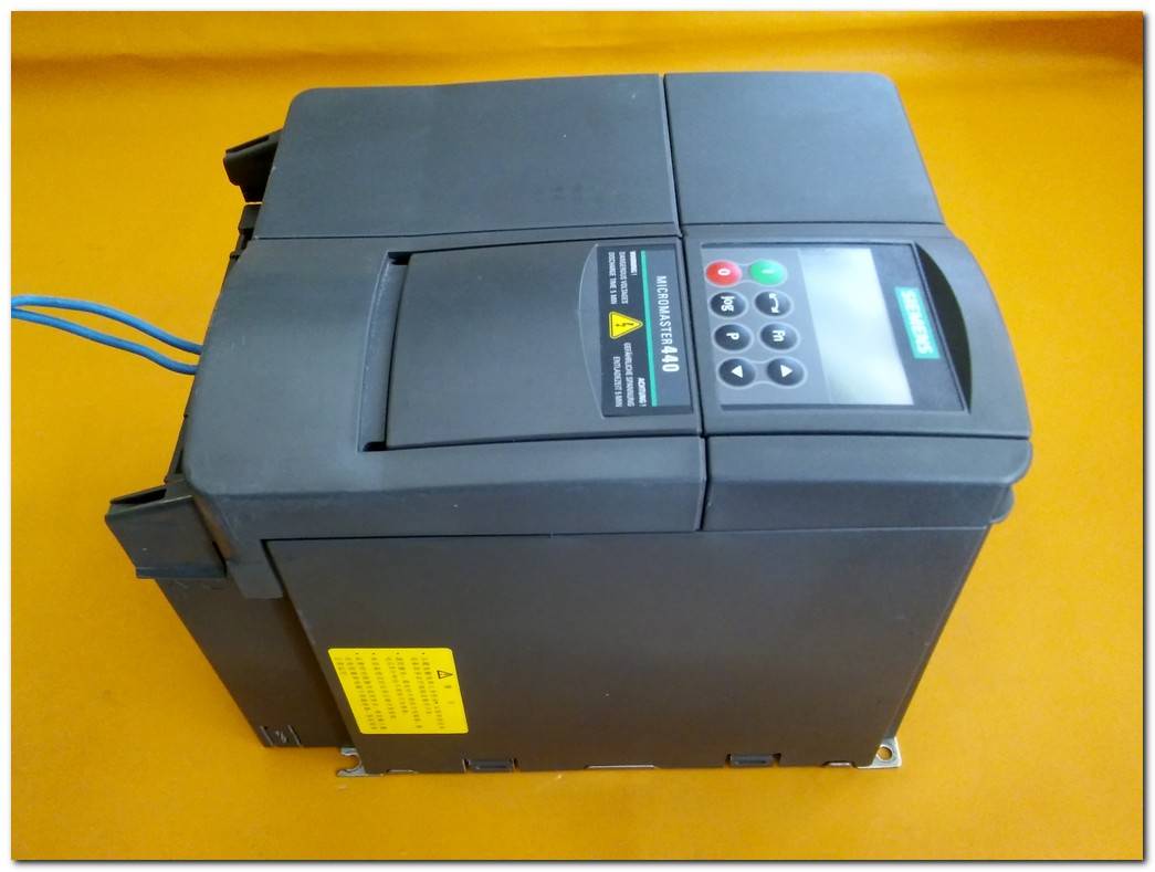 SIEMENS 6SE6440-2UD31-1CA1 11KW - 15KW SÜRÜCÜ MICROMASTER 440 11-15KW INVERTER