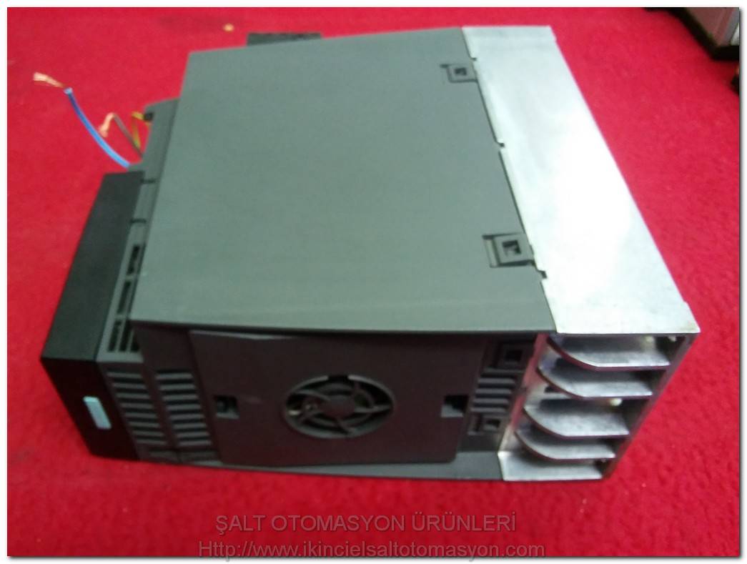 SIEMENS 6SL3210-1KE21-3UP0 SİNAMİCS G120C DP 5.5KW SÜRÜCÜ