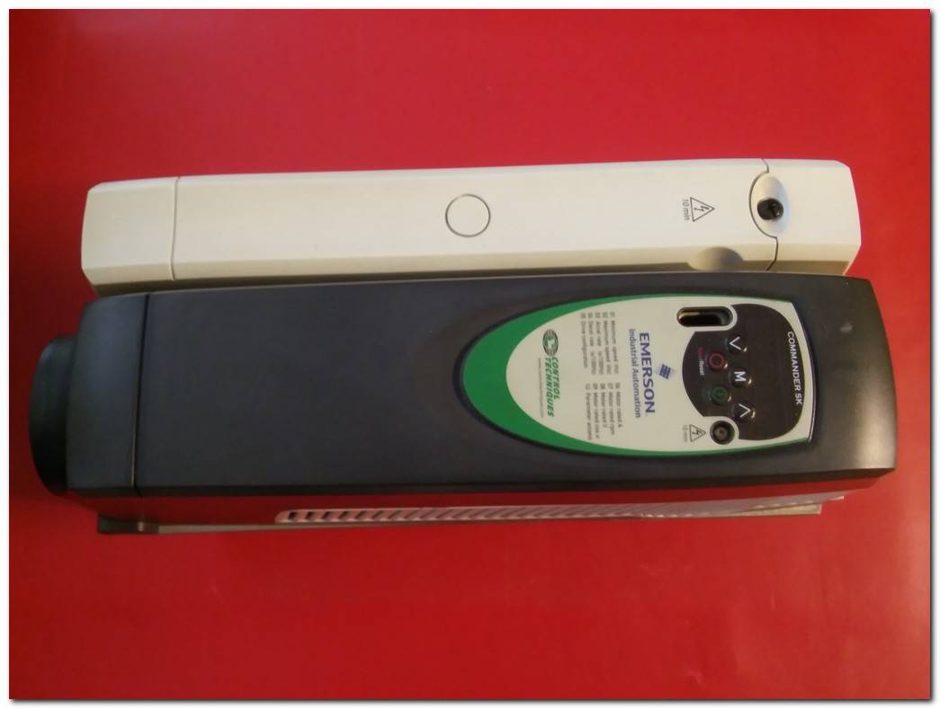 EMERSON SK2402 11KW COMMMANDER SK CONTROL TECHNIQUES SÜRÜCÜ