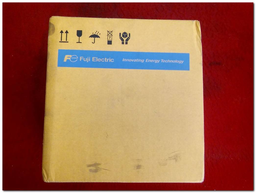 FUJİ FRN0007C2S-4E İNVERTER 2,2KW SÜRÜCÜ SIFIR KUTULU