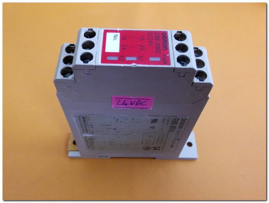 OMRON G9S-2002 DC24V SAFETY RELAY UNIT GÜVENLİK RÖLE ÜNİTESİ