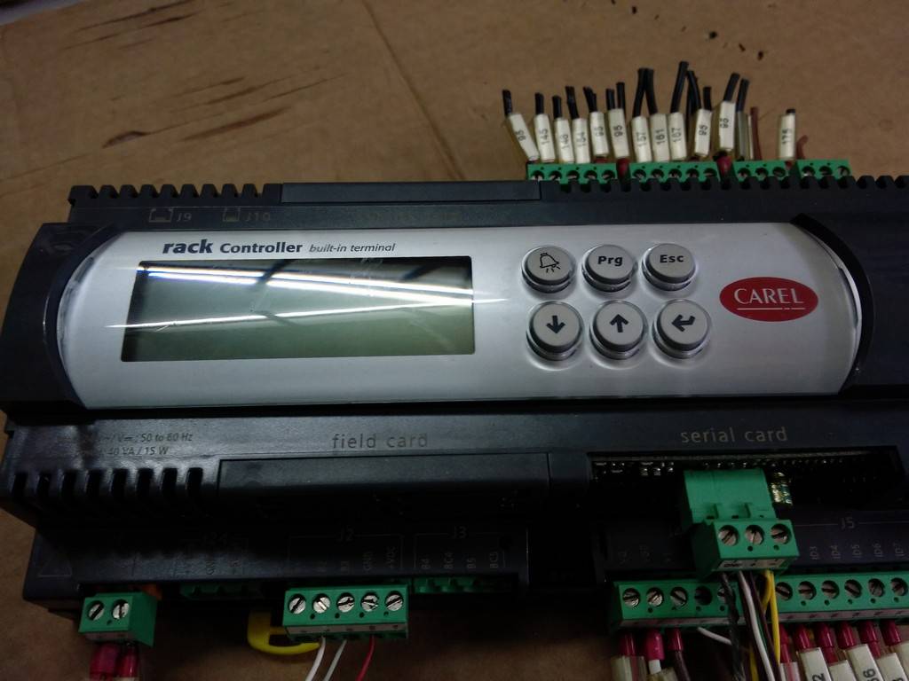 CAREL PCO3000BS0 PC03000BS0 RACK CONTROLLER BUİLT-İN TERMİNAL PLC