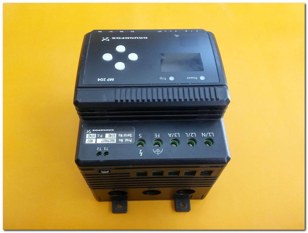 GRUNDFOS MP 204 ELEKTRONİK MOTOR KORUMA ÜNİTESİ MP204