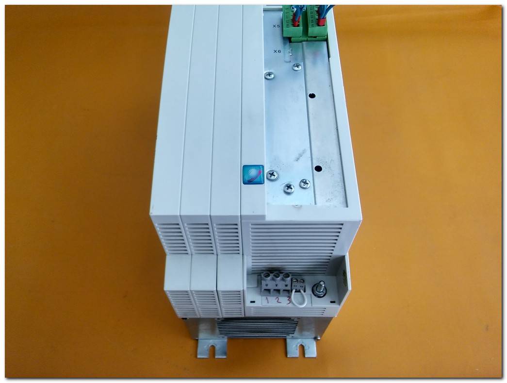 LENZE EVF8246-E-V020 EVF8246-E EVF8246 11KW SÜRÜCÜ 11 KW INVERTER