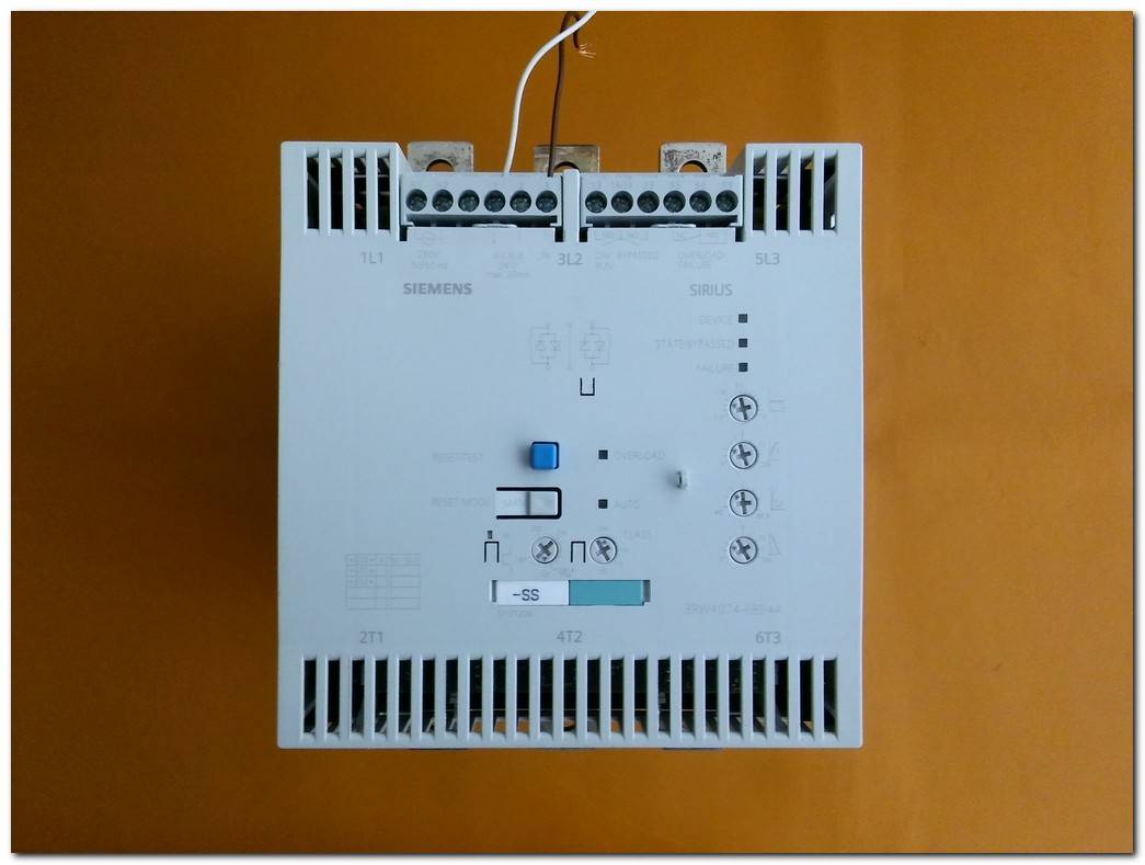 SIEMENS 3RW4074-6BB44 3RW4074 6BB44 3RW40746BB44 SIRIUS SOFTSTARTER 160 KW