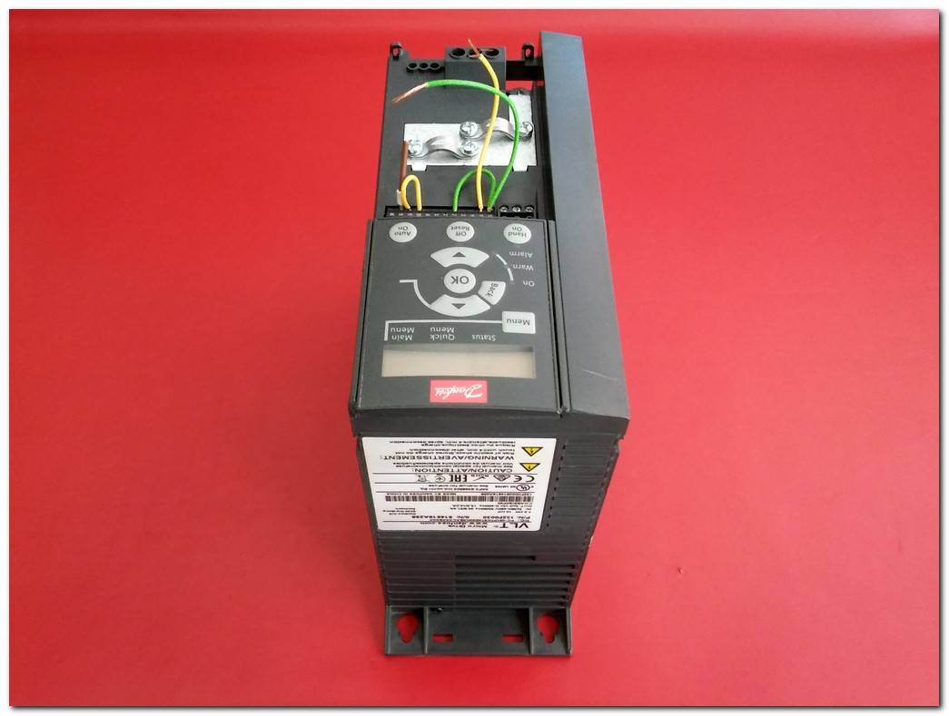 DANFOSS FC-051P7K5 132F0030 FC-051P7K5T4E20H3BXCXXXSXXX 7,5 KW SÜRÜCÜ