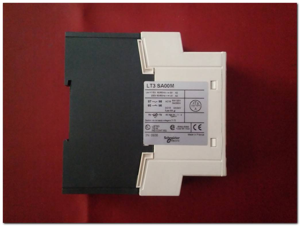 TELEMECANİQUE LT3 SA00M E 232 D TERMİSTÖR KORUMA RÖLESİ PTC TERMAL KORUMASI ELEKTRONİK FAZLA AKIM RÖLESİ SCHNEİDER