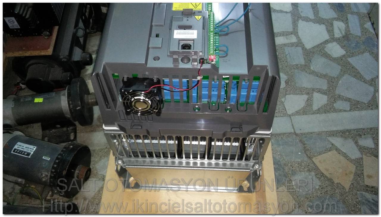 ABB ACS550-01-246A-4 ACS550 3AUA0000014490 ACS550-01-195A-4 ACS550-01-180A-4