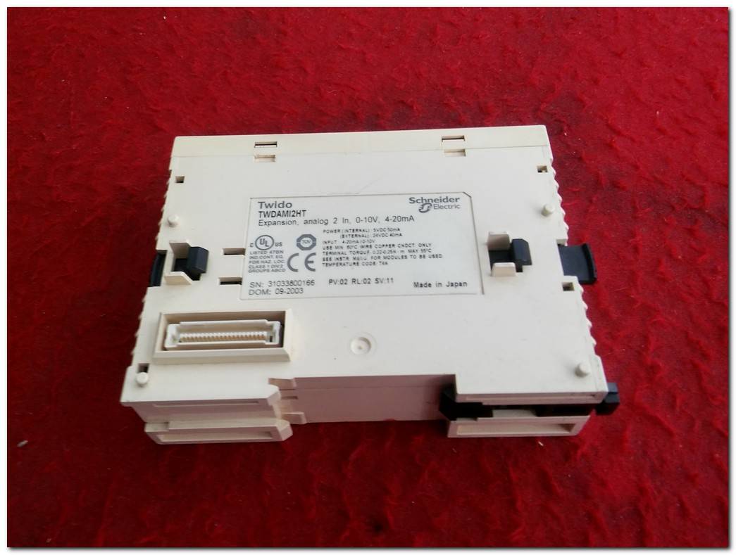 SCHNEİDER TWDAMI2HT TWİDO TWDAM12HT ANALOG INPUT MODULE GİRİŞ MODÜLÜ