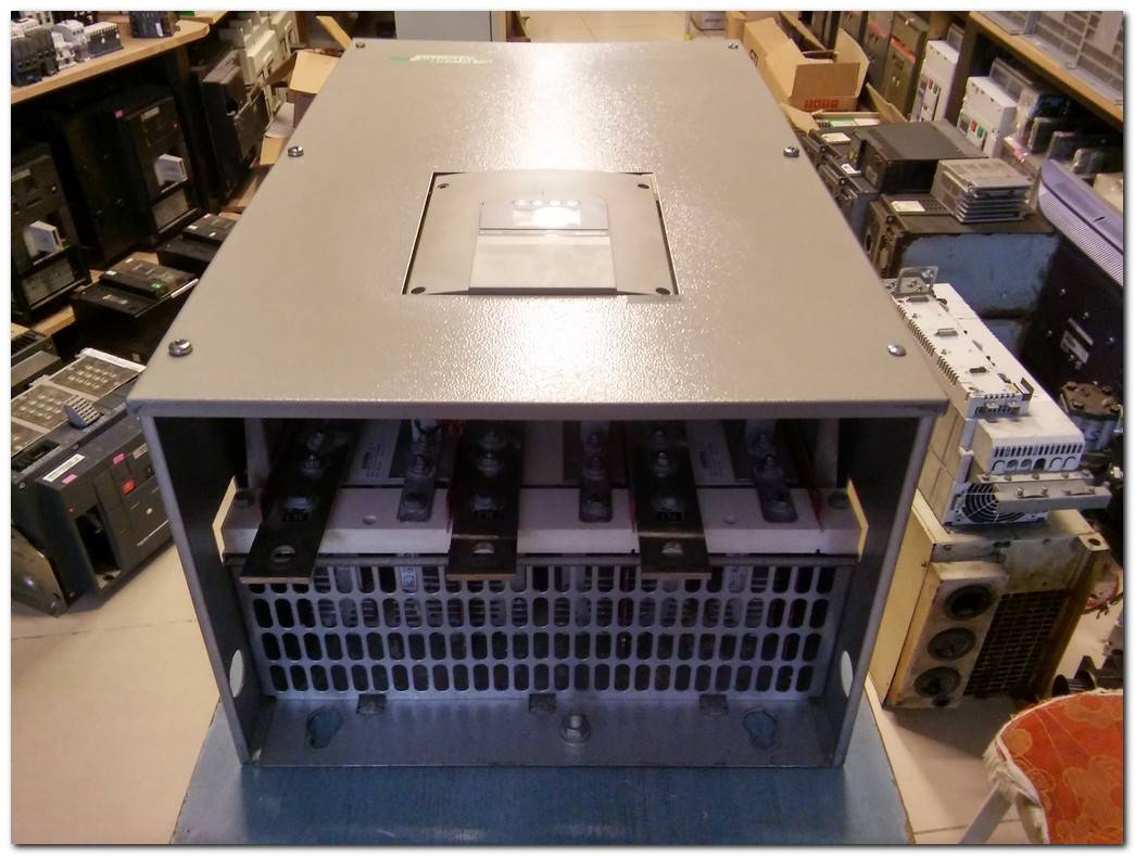 SCHNEİDER ATS48C41Q ALTİSTART 48 ATS48 220KW SÜRÜCÜ