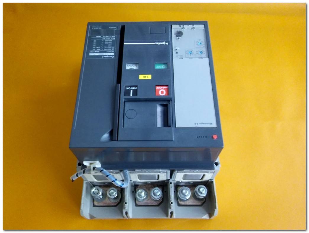 SCHNEİDER NS800 N COMPACT 33466MM2 33466M-2 NS 800 N MCH 200-240 V AC KURMALI MOTORLU 33466M 800A ŞALTER MİCROLOGİC 2,0 33466 TMŞ 800 AMPER DEVRE KESİCİ