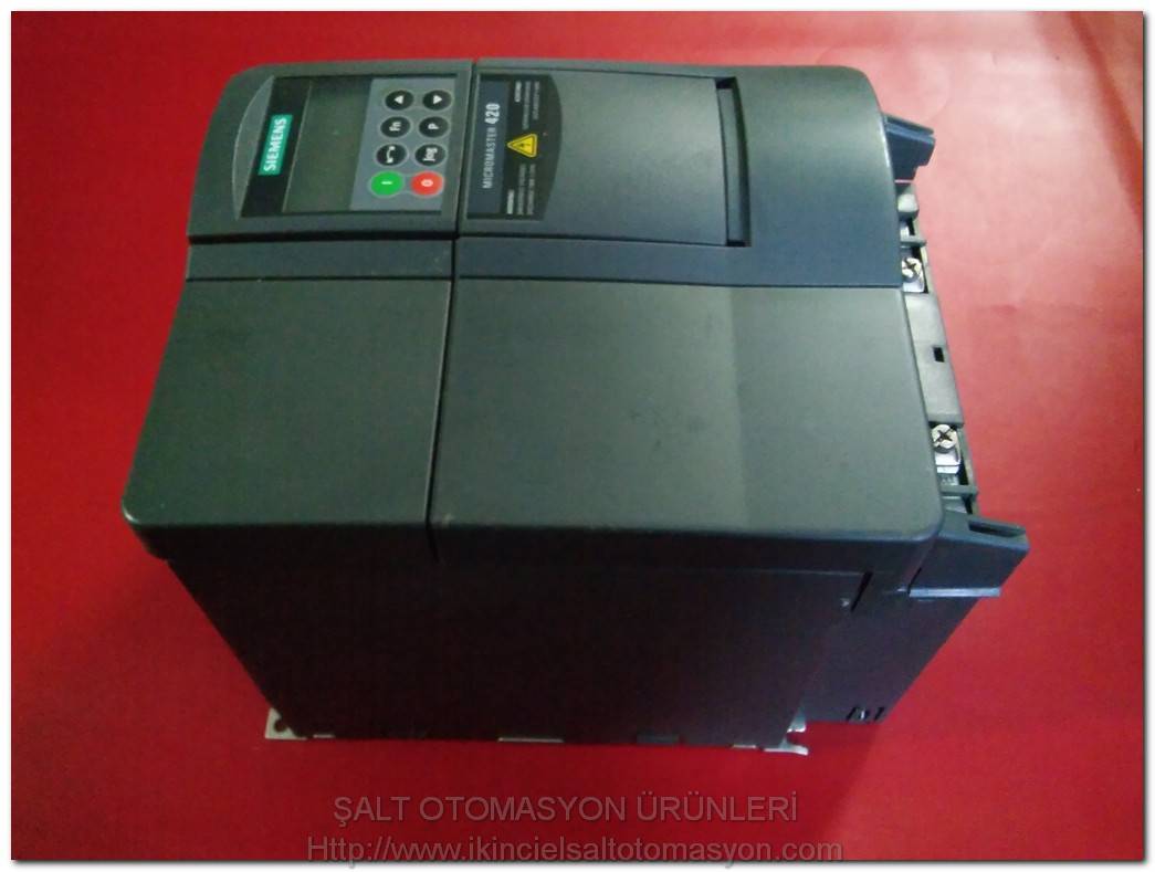 SIEMENS 6SE6440-2AD27-5CA1 MICROMASTER 440 11KW SIFIR KUTULU SÜRÜCÜ