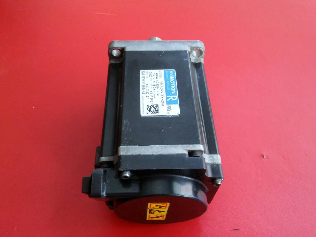 SANMOTION R2AA06040FXH00M 400W AC SERVO SYSTEM SERVO MOTOR SANYO DENKI